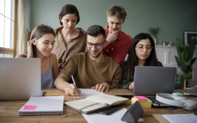 Étudier au Royaume-Uni : pourquoi une assurance santé et rapatriement est aujourd’hui indispensable.